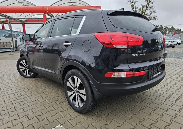 Kia Sportage cena 54990 przebieg: 178000, rok produkcji 2015 z Obrzycko małe 497